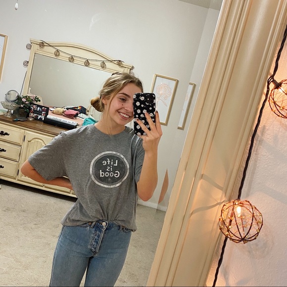 Life Is Good Tops - $5 SALE LIFE IS GOOD CRUSHER TEE MEDIUM GRAY